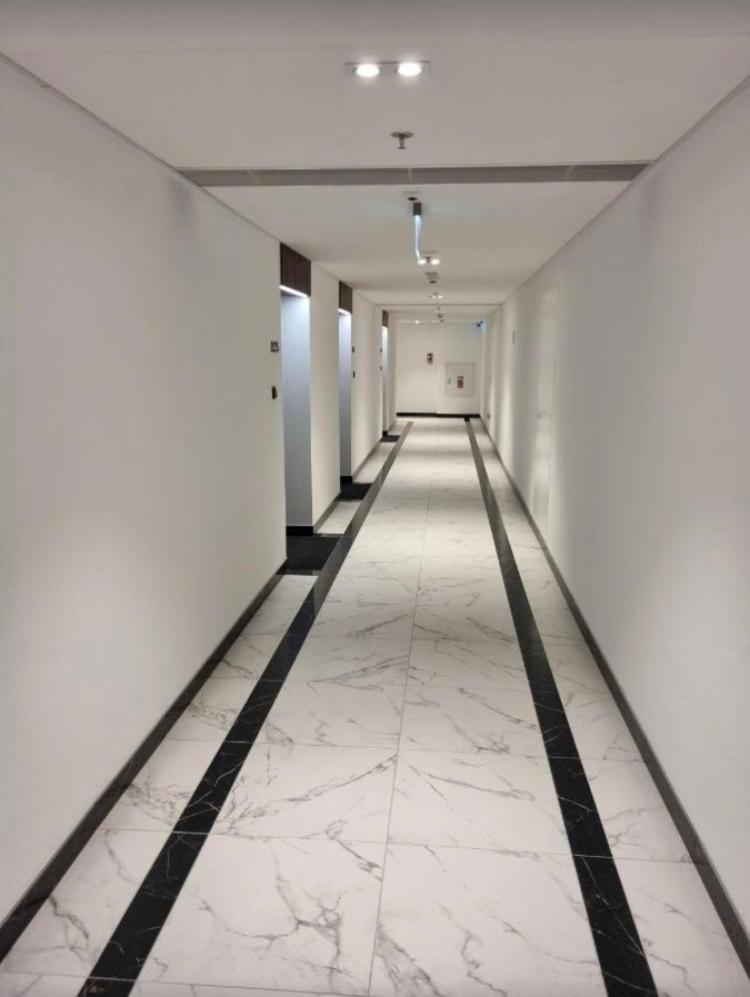 Hanza Tower Lux Jacuzzi & Sauna & Pool Apartment *