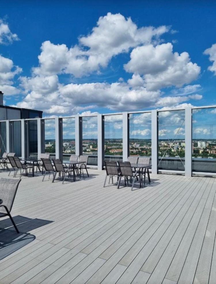 Apartment Hanza Tower Lux Jacuzzi & Sauna & Pool
