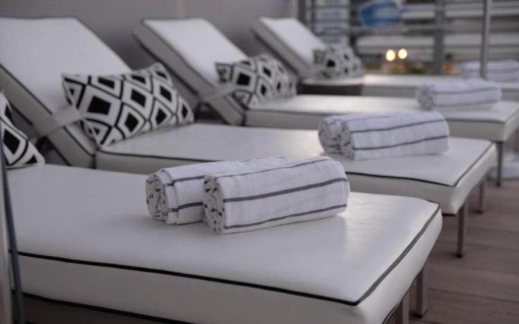 Hanza Tower Lux Jacuzzi & Sauna & Pool